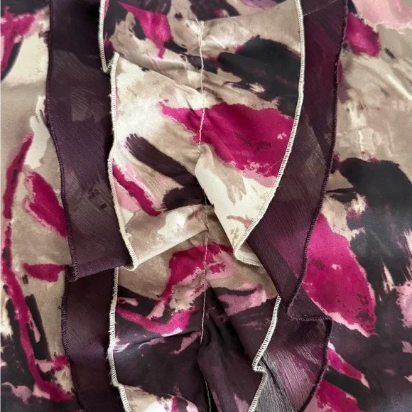 Ann Taylor Ruffled Front Sleeveless blouse Mauve and Pink - Picture 5 of 6